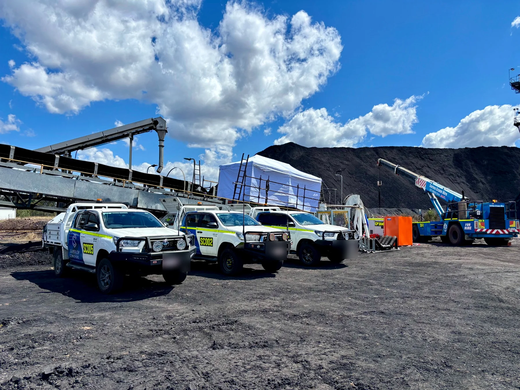 Superior Conveyors service vehicles and equipment mobilised at a mine site